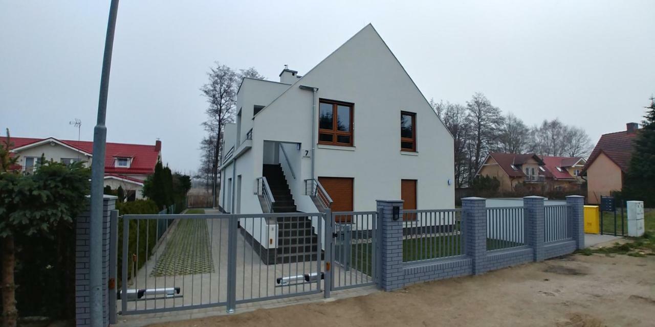 Apartament Z Ogrodkiem Trzęsacz Εξωτερικό φωτογραφία