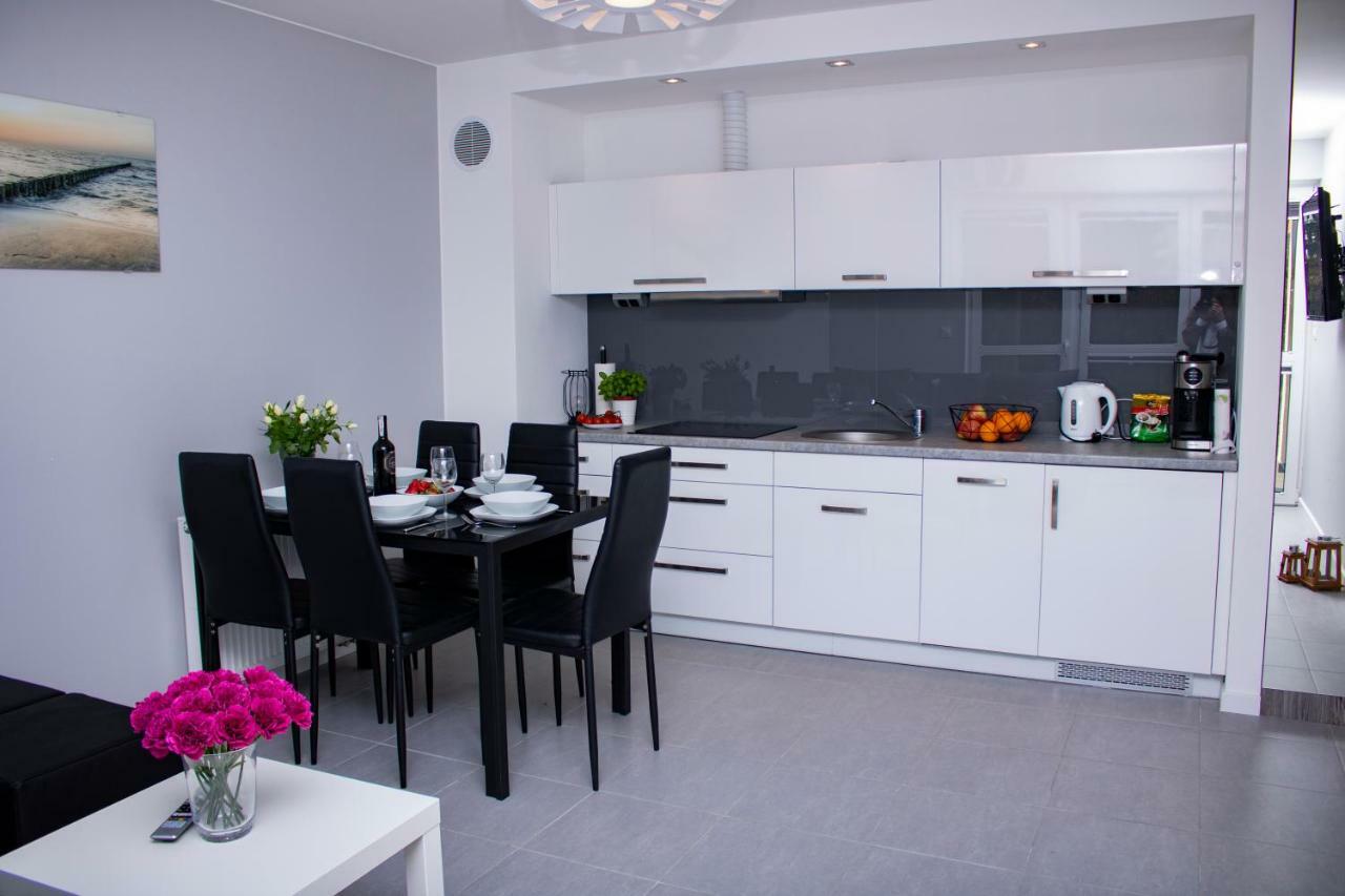 Apartament Z Ogrodkiem Trzęsacz Εξωτερικό φωτογραφία