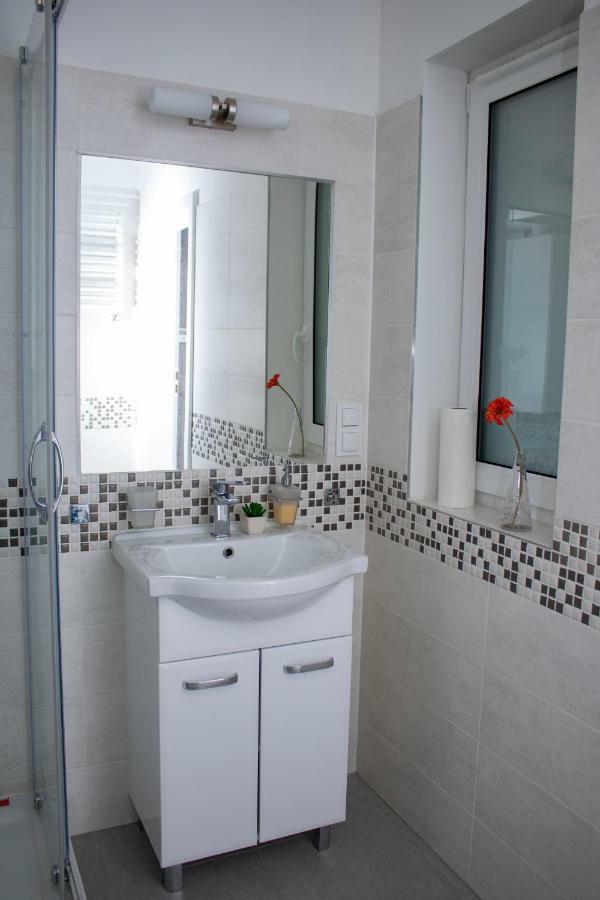 Apartament Z Ogrodkiem Trzęsacz Εξωτερικό φωτογραφία